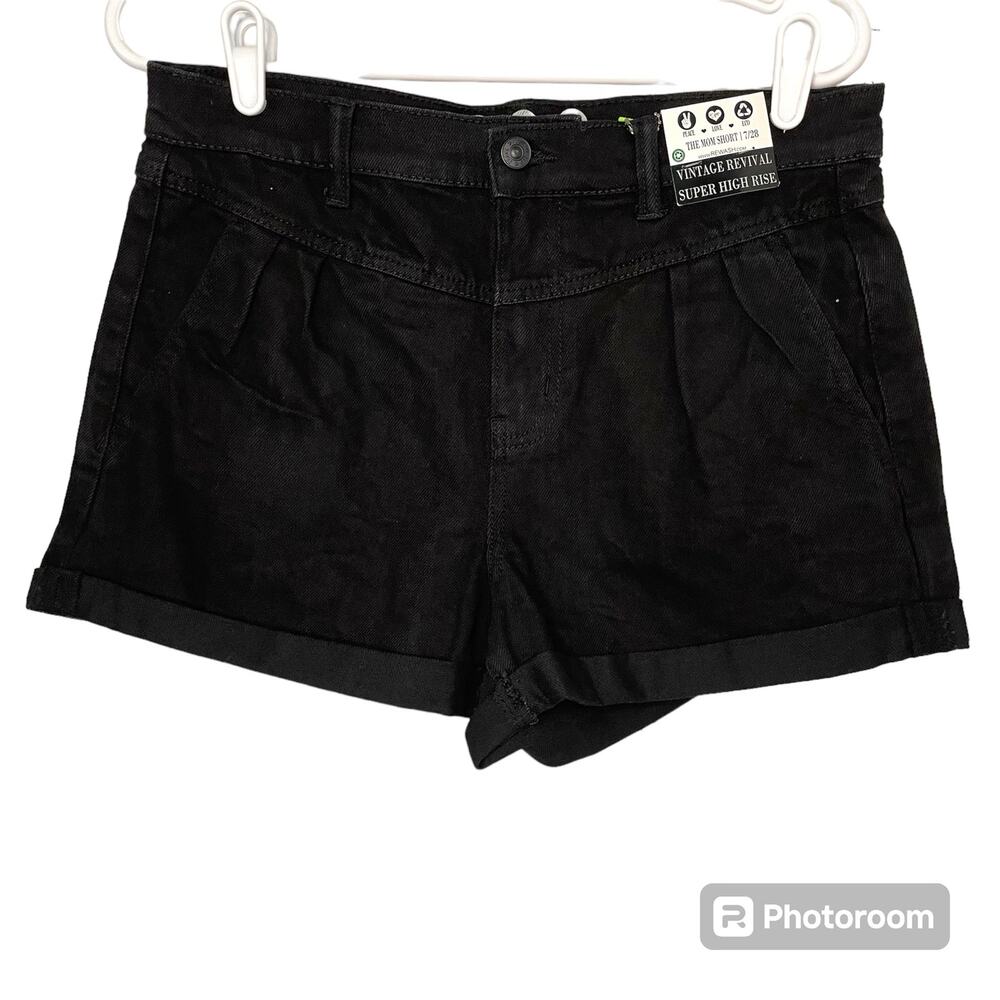 BY REWASH Shorts Juniors Size 7/28 Black Super High Rise Mom Jean NEW Summer